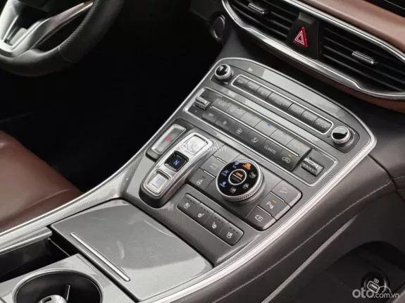 Hyundai Santa Fe 2.2 Dầu Cao cấp 2022 - Odo 7v km zin full lịch sử hãng - lốp theo xe cả dàn