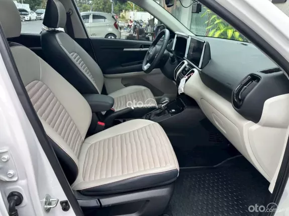 Kia Sonet 1.5 Premium 2023 - Odo 1v km zin - tư nhân 1 chủ từ mới