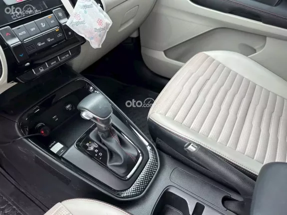 Kia Sonet 1.5 Premium 2023 - Odo 1v km zin - tư nhân 1 chủ từ mới