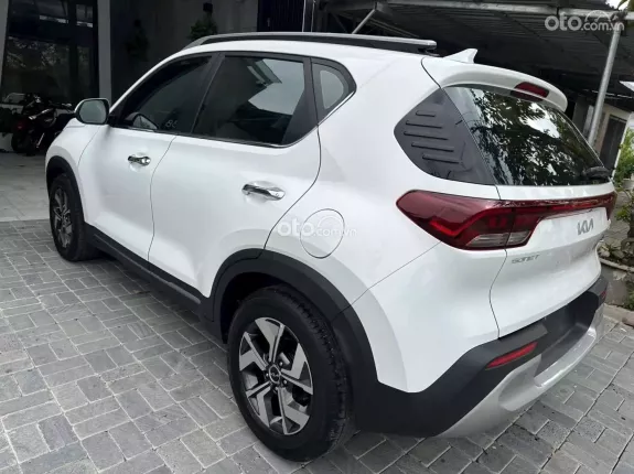 Kia Sonet 1.5 Premium 2023 - Odo 1v km zin - tư nhân 1 chủ từ mới