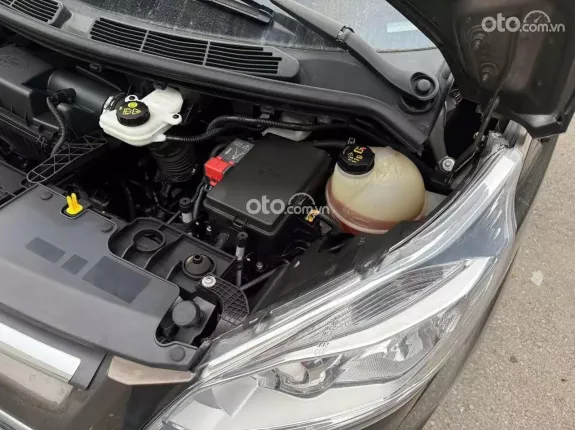 Ford Tourneo Titanium 2019 - Xe cực đẹp, chủ đi giữ gìn