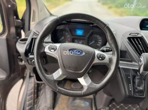 Ford Tourneo Titanium 2019 - Xe cực đẹp, chủ đi giữ gìn