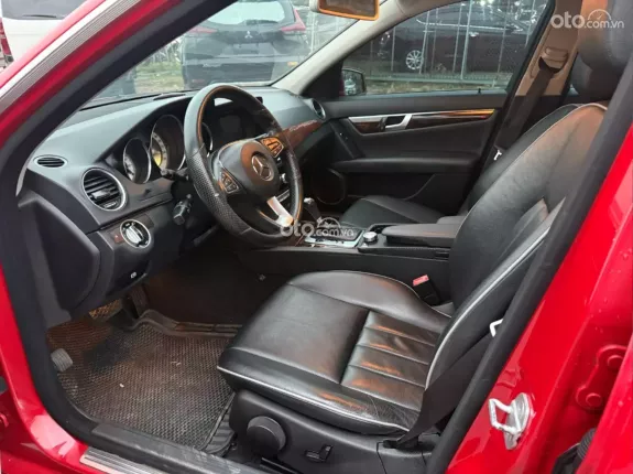 Mercedes-Benz C250 AMG 2011 - Xe đẹp, giá tốt liên hệ em