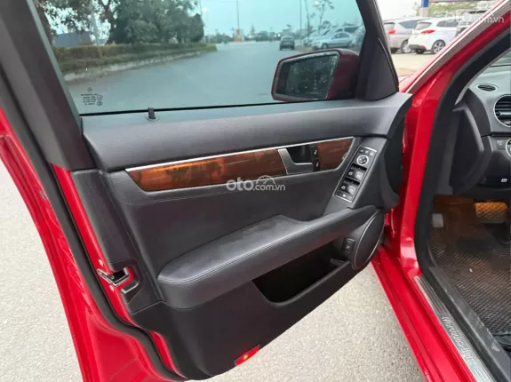 Mercedes-Benz C250 AMG 2011 - Xe đẹp, giá tốt liên hệ em
