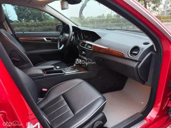 Mercedes-Benz C250 AMG 2011 - Xe đẹp, giá tốt liên hệ em