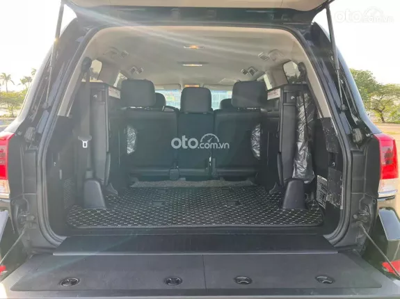 Toyota Land Cruiser 2019 - Có thương lượng