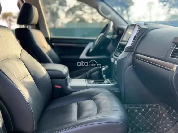 Toyota Land Cruiser 2019 - Có thương lượng