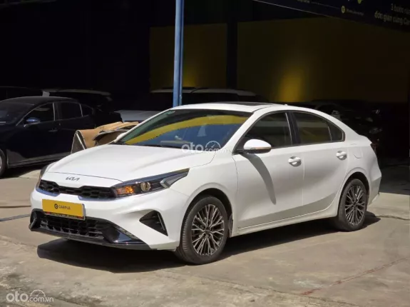 Kia K3 1.6 Luxury 2023 - Phiên bản 1.6 Luxury, đầy đủ tiện nghi hiện đại