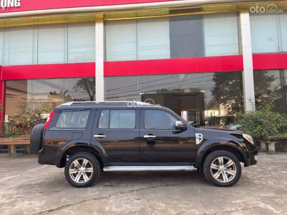 Ford Everest 2.5 MT 2010 - SUV 7 chỗ máy dầu cực khỏe, đàm chắc rộng thoáng