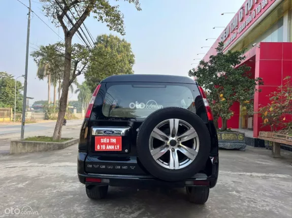 Ford Everest 2.5 MT 2010 - SUV 7 chỗ máy dầu cực khỏe, đàm chắc rộng thoáng