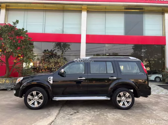 Ford Everest 2.5 MT 2010 - SUV 7 chỗ máy dầu cực khỏe, đàm chắc rộng thoáng