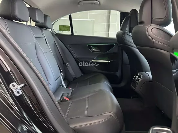 Mercedes-Benz C200 Avantgarde 2023 - Mercedes C200 Avantgarde siêu lướt 7.900km cực đẹp