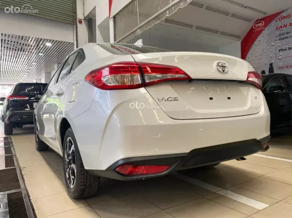 Toyota Vios 1.5 E CVT 2026 - Ưu đãi giá tiết kiệm nhất Tháng 3.2026