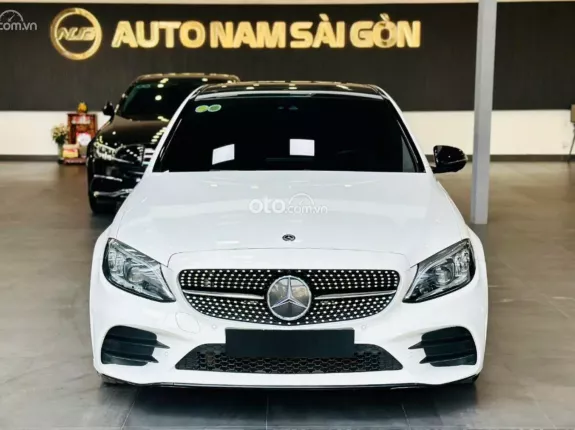 Mercedes-Benz C300 AMG 2021 - XE HOT CÓ SẴN GIAO NGAY!!
