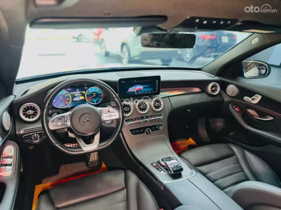 Mercedes-Benz C300 AMG 2021 - XE HOT CÓ SẴN GIAO NGAY!!