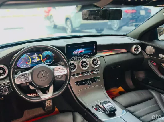Mercedes-Benz C300 AMG 2021 - XE HOT CÓ SẴN GIAO NGAY!!