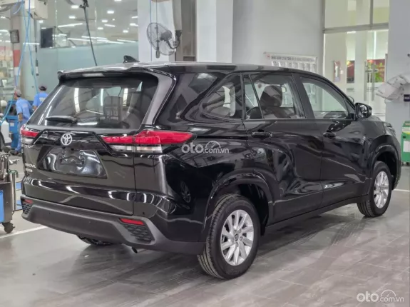 Toyota Innova Cross 2026 - Phiên bản 2.0G mới chi phí đầu tư bán đầu tiết kiệm