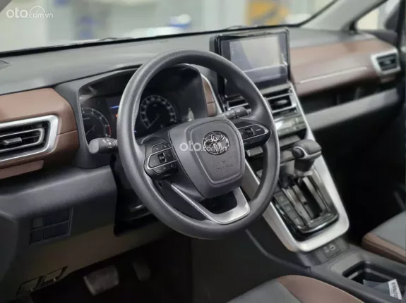 Toyota Innova Cross 2026 - Phiên bản 2.0G mới chi phí đầu tư bán đầu tiết kiệm