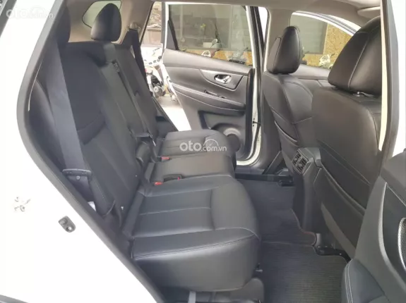 Nissan X trail 2.5 SV 4WD 2020 - Xe đẹp bản 2 cầu, liên hệ xem xe tại Hà Nội