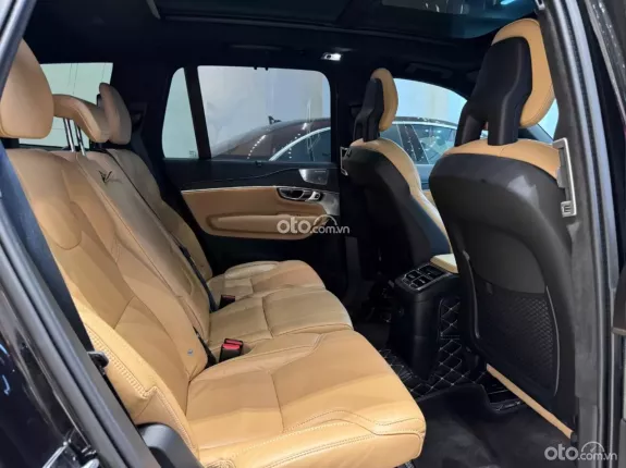 Volvo XC90 2022 - Volvo XC90 T8 AWD Recharge Inscription Model 2022