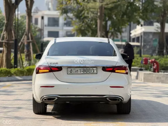 Mercedes-Benz E200 Exclusive 2021 - Phiên bản cao cấp giá cực tốt