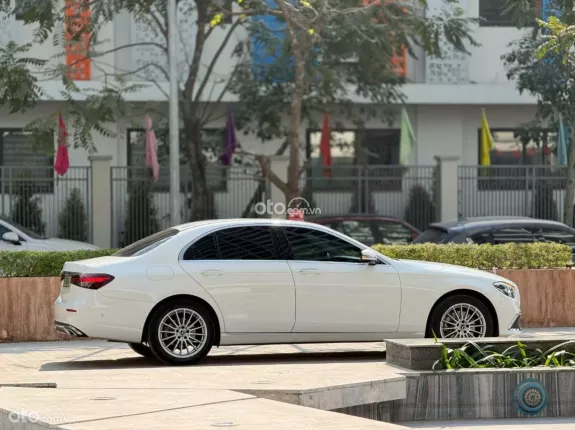 Mercedes-Benz E200 Exclusive 2021 - Phiên bản cao cấp giá cực tốt