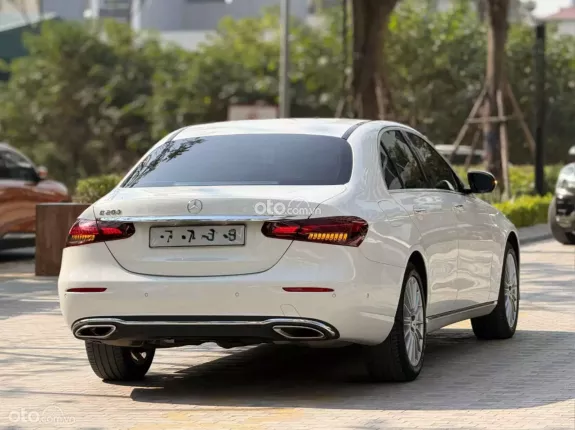 Mercedes-Benz E200 Exclusive 2021 - Phiên bản cao cấp giá cực tốt