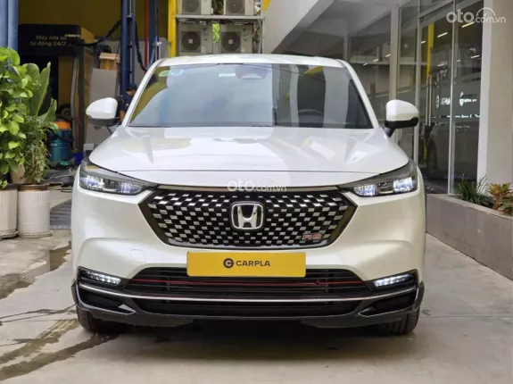 Honda HR-V RS 2024 - Trắng siêu đẹp – chỉ 17.000km – cam kết chất lượng