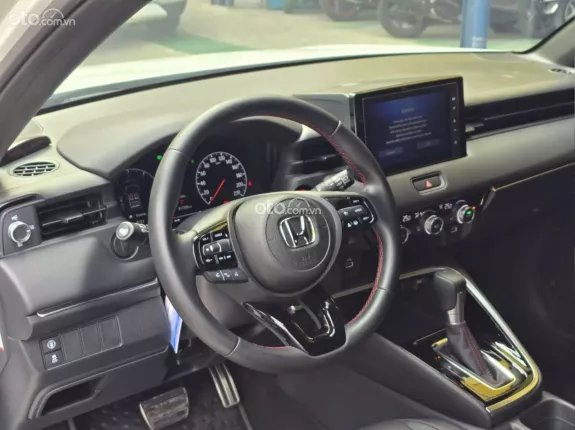 Honda HR-V RS 2024 - Trắng siêu đẹp – chỉ 17.000km – cam kết chất lượng