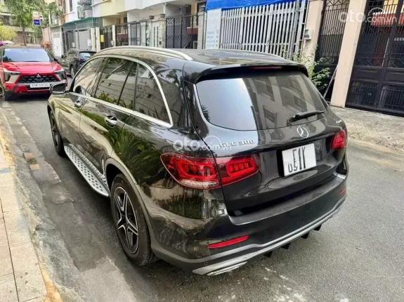 Mercedes-Benz GLC 300 4Matic 2021 - Xe lướt 4 vạn km, giá cực tốt