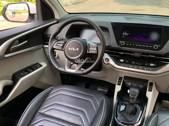 Kia Carens 2024 - Giá rẻ cần bán gấp