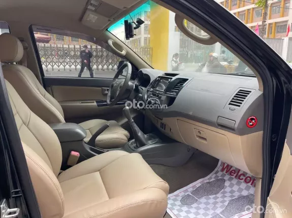 Toyota Fortuner 2.4 MT 4x2 2013 - Đẹp xuất sắc