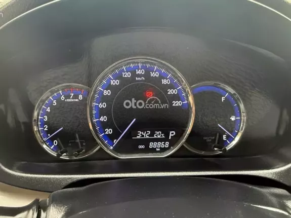 Toyota Vios 1.5G AT 2019 - Zin từ cò hỗ trợ bank