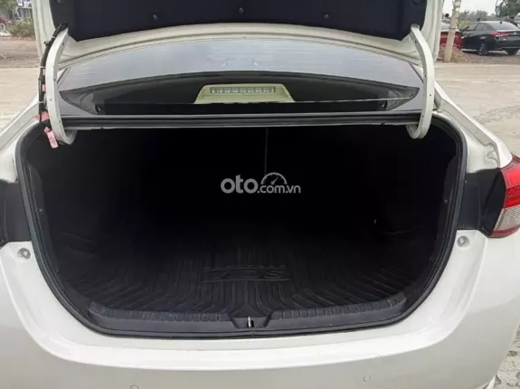 Toyota Vios 1.5G AT 2019 - Zin từ cò hỗ trợ bank