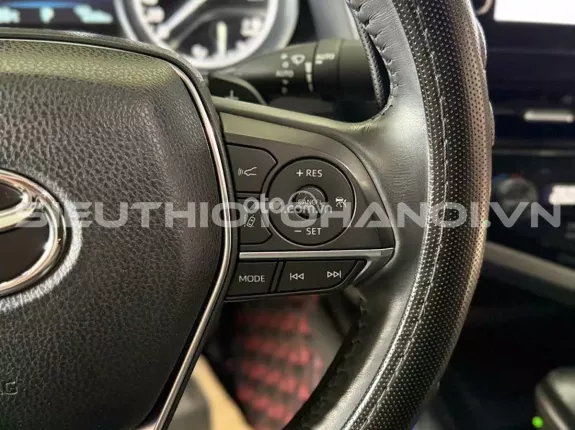 Toyota Camry 2.0Q 2022 - Xe zin nguyên bản theo hãng