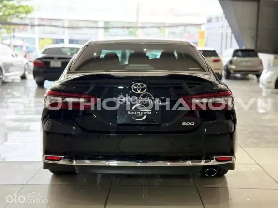 Toyota Camry 2.0Q 2022 - Xe zin nguyên bản theo hãng