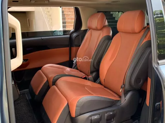 Kia Carnival 2.2D Signature 2021 - Giá rẻ cần bán gấp