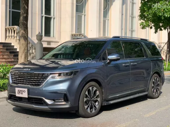 Kia Carnival 2.2D Signature 2021 - Giá rẻ cần bán gấp