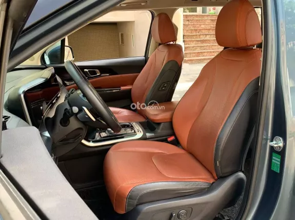 Kia Carnival 2.2D Signature 2021 - Giá rẻ cần bán gấp