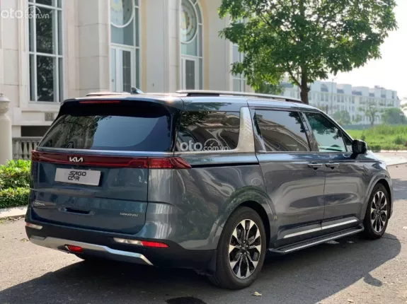 Kia Carnival 2.2D Signature 2021 - Giá rẻ cần bán gấp