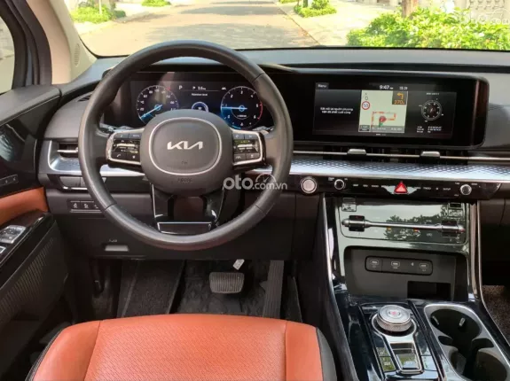 Kia Carnival 2.2D Signature 2021 - Giá rẻ cần bán gấp
