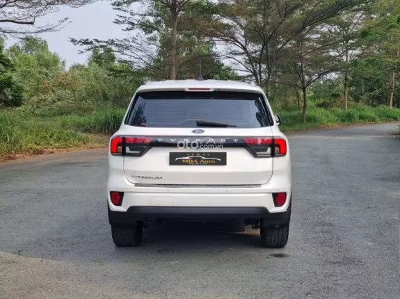 Ford Everest Titanium 2.0 AT 4x2 2022 - Diesel