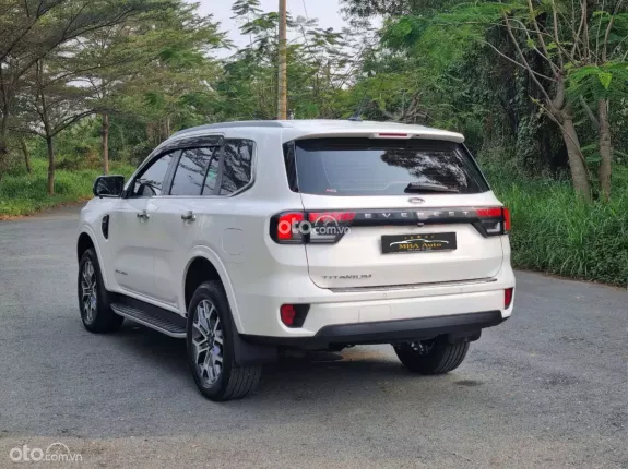 Ford Everest Titanium 2.0 AT 4x2 2022 - Diesel