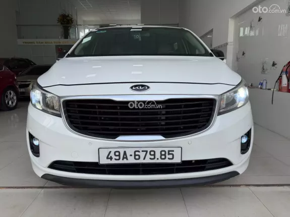 Kia Sedona 2.2 DAT 2015 - Xe như mới