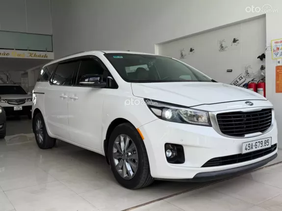 Kia Sedona 2.2 DAT 2015 - Xe như mới