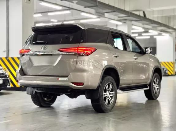 Toyota Fortuner 2.4G 4x2 AT  2023 - Odo 6.6v cực đẹp