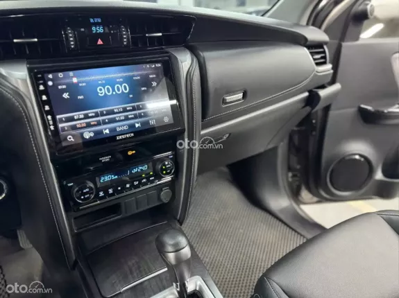 Toyota Fortuner 2.4G 4x2 AT  2023 - Odo 6.6v cực đẹp