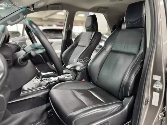 Toyota Fortuner 2.4G 4x2 AT  2023 - Odo 6.6v cực đẹp