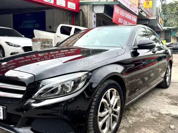 Mercedes-Benz C200 2.0 AT 2016 - Xe đẹp đăng ký 2017
