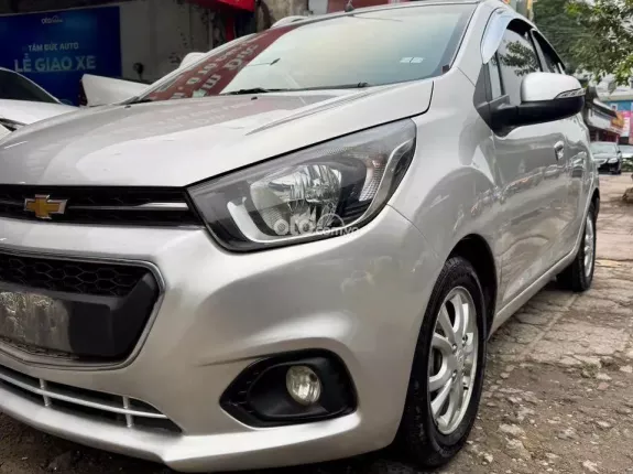 Chevrolet Spark 1.2 mt 2018 - Xe cực đẹp 1 chủ